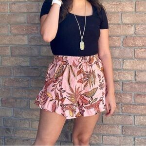 Wild Fable flower palm print elastic waist shorts s